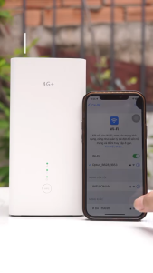 Bộ phát Wifi 4G SoyeaLink Huawei B628 Cao Cấp LTE CAT12 tốc độ 600Mbps Băng tần kép Kết nối 64 Users
