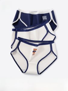 MiiOW | กางเกงชั้นในผ้าฝ้ายแท้ลายหมีสำหรับผู้หญิง กางเกงขาสั้นทรงกีฬาป้องกันแบคทีเรียสไตล์อเมริกันย้อนยุค 2025 ฤดูใบไม้ผลิ