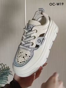 OCTAVIA Sepatu Sneakers Casual Highsole Wanita OC-319