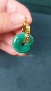 Mặt dây chuyền đá Khổng Tước Malachite tự nhiên kiểu đồng điếu đk 2 -2.1cm tài lộc hanh thông Hoa Minh Gem HMC0232