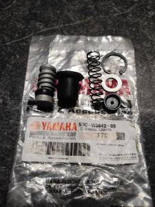 KARET SIL MASTER REM SEAL MASTER REM BELAKANG VIXION NEW JUPITER MX NEW ORIGINAL YAMAHA