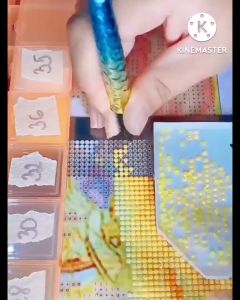 Tranh đính đá Phật A Di Đà Gia hòa vạn sự hưng (về tự đính) LG1559