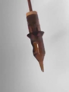 ปลีก 20Pcs YELLOW DRAGONFLY เข็มฮอก เข็มเหลือง Tattoo เข็มสัก เข็มสักเครื่อง ดราก้อนฟลาย เข็มฮอก เข็มเหลือง ขายปลีก เข็มสักเครื่องฮอค อุปกรณ์สัก สินค้าถ่ายจากของจริงจัดส่งจากร้านค้าไทย