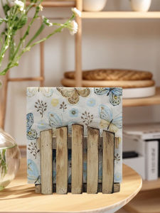 Retro Wooden Standing Tissue Holder Creative Kitchen Paper Clip Stand for Dining Table Coffee Shop Country Home Folk Tourism