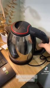 [ Free ship] Ấm đun siêu tốc Inox 1.8L công suất 1500w đun sôi nhanh an toàn cho sức khoẻ Đế Tiếp Điện Xoay 360 Độ Tự Động Ngắt Khi Đun Sôi Hàng Cao Cấp - BẢO HÀNH 3 THÁNG