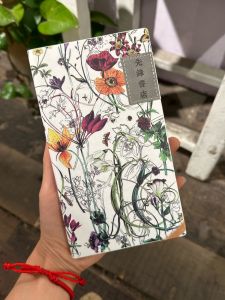 เล่มโน้ตบุ๊กแบบพกพาที่มีสไตล์และเรียบง่ายพร้อมของขวัญสำหรับผู้หญิง หนังสือพิมพ์แบบอเนกประสงค์ หนังสือโน้ตบุ๊กแบบอเนกประสงค์