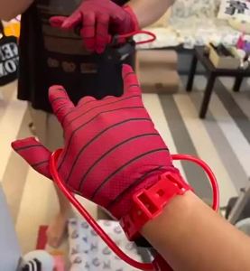 [BUYTENDO] สไปเดอร์แมน ถุงมือ ฮีโร่ Spiderman ยิงใย สไปเดอร์แมน ของเล่นถุงมือแมงมุม สวมบทบาทการ์ตูน