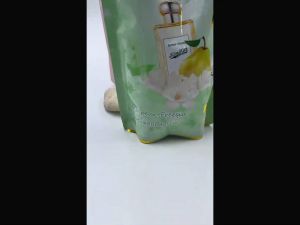 Kira Kira Clean น้ำยาซักผ้า ปริมาณ 500 มล. สูตรเข้มข้น ขจัดคราบฝังลึก กลิ่นหอมสดชื่น