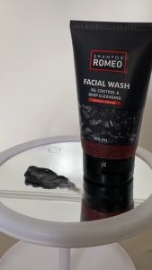 Junkie Makeup - Shantos Romeo Sabun Muka Cowok Oil Control & Acne Antibacterial