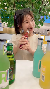 【Product Lab】SG Ready Stock Automatic Beer Bottle Opener Party Gadget Home Use One Push Easy Opener