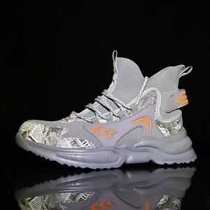 Mens sports shoes non-slip mesh surface light and not stuffy foot protection shoes breathable anti-odor safety shoes