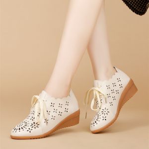 Soft Bottom Cutout Mom Shoes Womens Spring Summer Wedge Hole Shoes Genuine Leather Flats Middle Heel Middle-Aged and Elderly Square Dancing Shoes