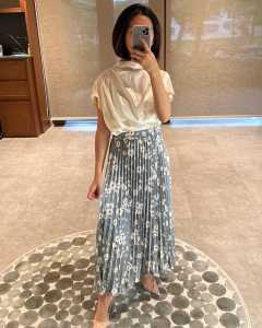 Rok Plisket Motif Daisy: Nyaman & Tahan Lama