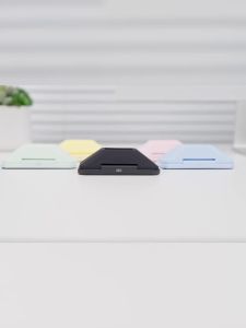 Đế Silicon JJC Cho DJI Pocket 3/4/4P Giá Đỡ Để Bàn Chống Trượt Tương Thích Với Camera Hành Động DJI Hỗ Trợ Sạc Mở.