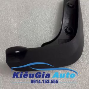 Chắn bùn bánh Hyundai i10 Grand 2014-2020 86842B4000 Chính hãng