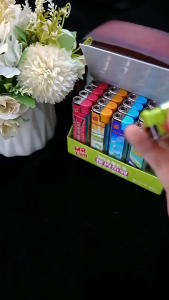 🏷️ Pemetik Api Gaya Gula Getah | Chewing Gum Style Lighter | 口香糖系列金属打火机（香味夜光直冲）