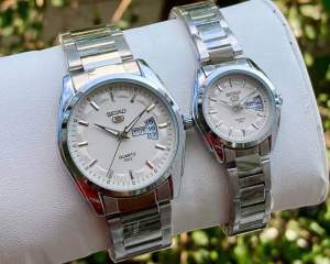 ⌚ Jam SEIKO5 Couple Set - Hadiah Istimewa untuk Hari Special Warranty 5 Tahun! 🎁