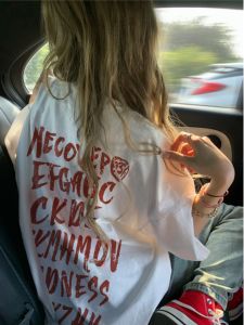 เสื้อยืดคู่รักแขนสั้นพิมพ์ลายตัวอักษรคอตตอนหนา 240 กรัม สไตล์ฮิปฮอป แฟชั่นสตรีท สำหรับผู้ชายและผู้หญิง