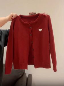 เสื้อสเวตเตอร์ถักสีแดงสไตล์ย้อนยุคสำหรับผู้หญิงในฤดูหนาว เสื้อคลุมคาร์ดิแกนถักแบบเปิดคอปกคอกลมแขนยาวสำหรับฤดูใบไม้ร่วงและฤดูหนาว