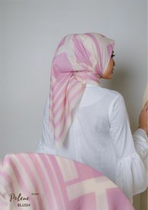 SCARF HALWA HIJAB SEGIEMPAT VOAL PRINTING HALWA APPAREL BASSIC BELLEZA Polene SALEEMA BALQIS ELLAURA LEONA SCARF by halwa apparel Kerudung Segiempat Voal Ultrafine Premium hijab Halwa Terbaru scarf premium tidak licin adem kerudung wisuda prewedding