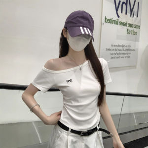 เสื้อยืดแขนสั้นผู้หญิง ทรงเข้ารูป ปักลายผีเสื้อ ดีไซน์พับ ทรงเข้ารูป ฤดูร้อน 2025 เสื้อผ้าทำงาน ผ้าฝ้ายผสมโพลีเอสเตอร์