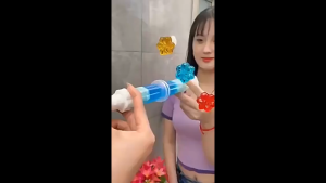 New Toilet Cleaner Toilet Deodorant Gel Toilet Bowl Flower One can be used 12 times Automatic Cleaning Air Freshener