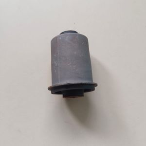 BOSH SAYAP BUSHING ARM TOYOTA KIJANG INNOVA BESAR KECIL SEDANG
