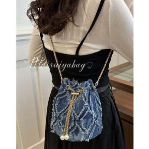 Special-Interest Design Denim Quilted Bucket Bag New Crossbody Fashion Trendy Drawstring Tassel Pearl Chain Shoulder Bag