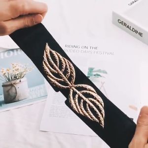 Dây Nịt Nữ Bản Rộng Dài 65cm Co Giãn Màu Đen Hình Chiếc Lá Thắt Lưng Thun Nữ Bản 5cm Dạng Khóa Cài Vintage Sang Trọng