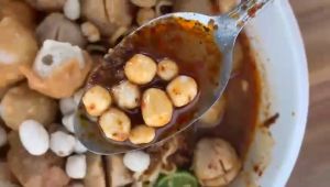 Kacang Kedelai Tjang-Ro Pedas geprek 500gr KLC Snack / Makanan Ringan