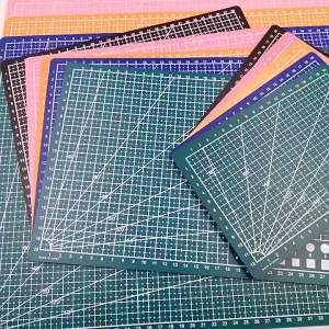 Durable A3 / A4 Multifunctional Cutting Mat Diy Handicraft Art Engraving Board Paper Carving Pad High Elasticity Toughness