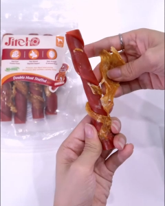 Snack cho chó Jireho Que cuộn xoắn nhân thịt heo cuốn gà đậu phộng