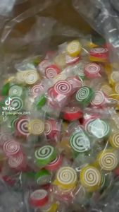 Tết 2024 - Kẹo Dẻo Xoắn Ốc Loại Ngon - bao bì từng cái