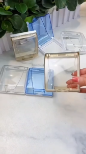 Hộp bảo vệ ổ điện âm tường chống nước ngoài trời.