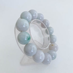 สร้อยข้อมือหยกประคำ สีขาวแต้มเขียวแอปเปิ้ล หยกแท้จากพม่า ขนาดเม็ดประคำ 17 มม จำนวน 13 เม็ด มม ลายหยกเกิดเองตามธรรมชาติ