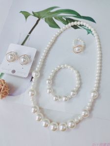 Baby Ornament Necklace Kids Princess Imitation Pearl Bracelet Suit Girl Necklace Niche Show Elegant Girl Gift