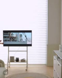 ที่แขวนทีวีพร้อมชั้นวางของ มีล้อเลื่อนสามารถเคลื่อนที่ได้สะดวก