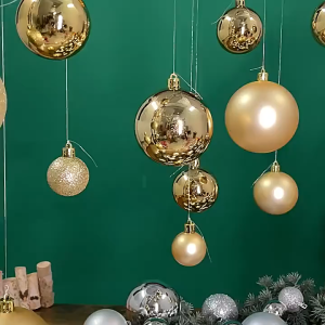 17KM Christmas Balls Big Size 4/6CM Christmas Tree Decoration Seasonal Ornament 4 Styles Shatterproof Hanging Ball for Holiday Festival Party Decoration