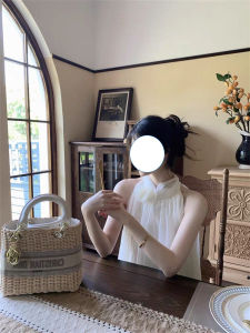 เสื้อเชิ้ตผู้หญิงแขนกุดคอวีผ้าตาข่ายสไตล์นางฟ้าฤดูร้อนใหม่สไตล์หวานดอกไม้เสื้อเปิดไหล่คอกลมแขนกุด