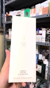 Sữa rửa mặt chanh đường đen Vyvibes Wonder Bath - Vyvibes Wonder Bath Lemon Chung Cleanser 200ml