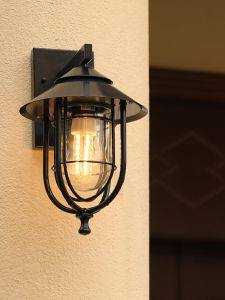 VINCAN | Waterproof Outdoor Industrial Style Wall Light