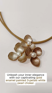 HART Gold Enamel Painted 3-Petals White Pearl Choker
