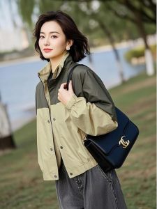 Áo Khoác Ngắn Màu Xanh Lá Cây Thời Trang Nữ Dáng Rộng Thoải Mái Xuân Thu Phong Cách Mới Áo Khoác Ngoài Thường Ngày