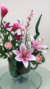 ดอกไม้ปลอมเหมือนจริง แจกดอกไม้ปลอม ดอกไม้ตกแต่งบ้านโทนสีชมพู