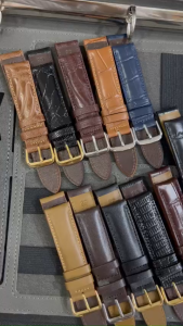 Dây Đồng Hồ Nam Da Bò Cao Cấp Da Thật 100% Màu Đen/Nâu (Bộ Sản Phẩm Gồm: Chốt Khóa Cây tháo lắp)