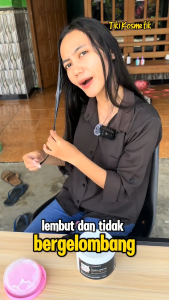 Promo Heboh 2 PCS Pink Smooth Karatine Pelurus dan Pencegah Rambut Bergelombang Keriting Haircere Mudah Diatur dan Lembut BPOM