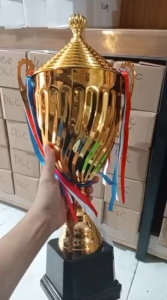 PIALA TINGGI 51-46-40- 33-29CM / PIALA JUARA DUNIA ALUMINIUM EMAS STA11 JZ21140