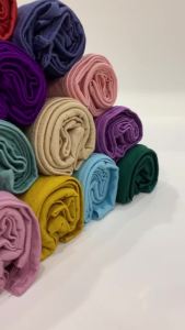 Khăn Hijab Chất Liệu Jersey Co Giãn Màu Trơn Khăn Choàng Đầu Kiểu Turban Chất Liệu Polyester Mềm Mại Chất Lượng Cao Dành Cho Phụ Nữ Trung Niên Phong Cách Thường Ngày.