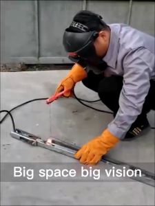 Welding HelmetProfessional Resist sparks Auto Darkening Adjustable Protection Eye Shield