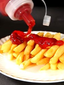 ขวดบีบน้ํามันซอส ซอสมะเขือเทศ ขวดใส่มายองเนส ขวดปรุงรสพลาสติกพร้อมฝาปิด สําหรับห้องครัว 800/1000ml